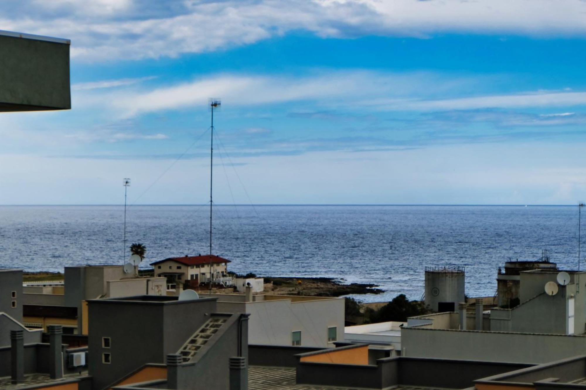 Mare Mary - Appartamento Vista Mare A Monopoli Exterior photo
